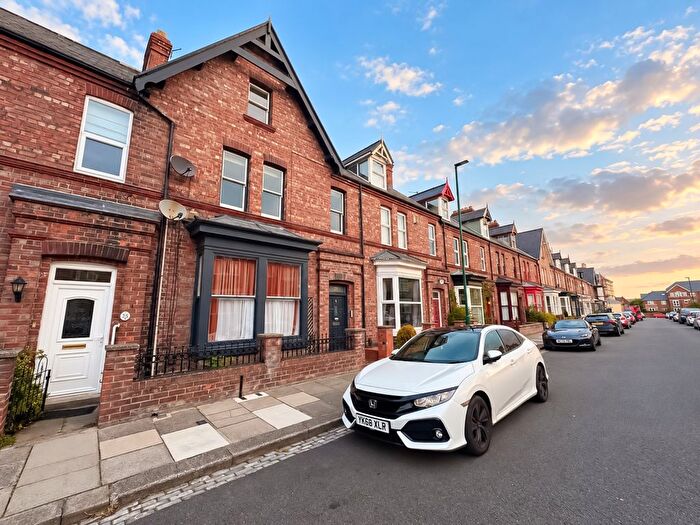 4 Bedroom Maisonette For Sale In Leven Street, Saltburn-By-The-Sea, TS12