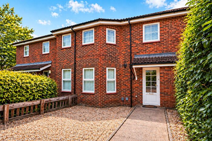 3 Bedroom Terraced House To Rent In Woodhall Lane, Welwyn Garden City, AL7