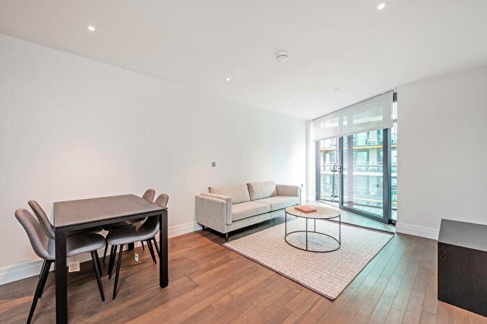2 Bedroom Flat To Rent In Riverlight Quay, Nine Elms, London, SW11