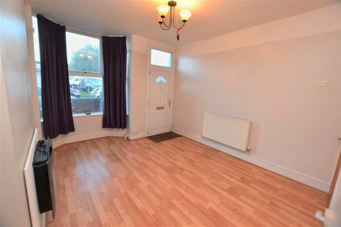 2 Bedroom Property To Rent In Stanley Road, Worcester WR5