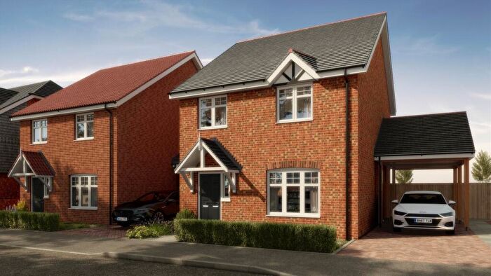3 Bedroom Link Detached House For Sale In The Dean At The Meadow, Swallowfield, RG7