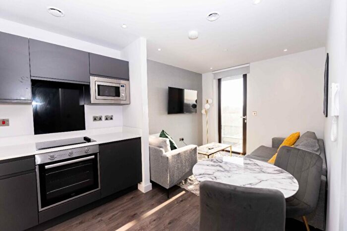 1 Bedroom Apartment To Rent In Great George Street, Liverpool, Merseyside, L1