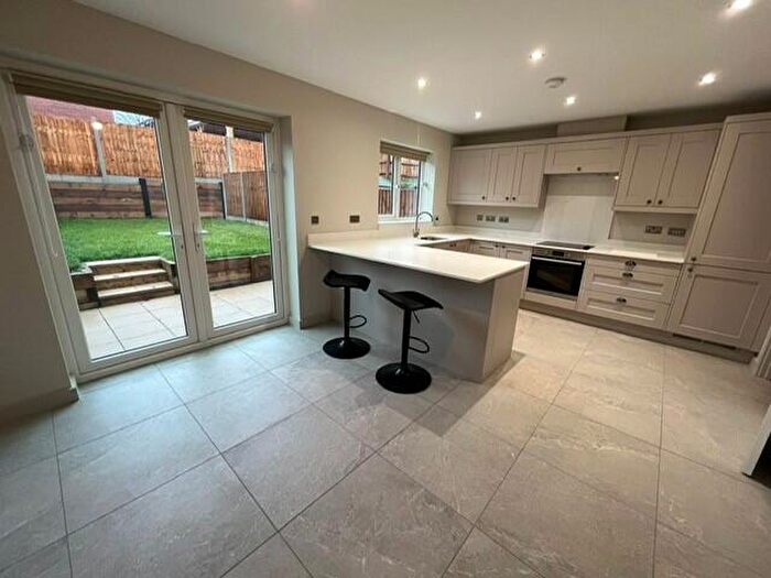 3 Bedroom House To Rent In Nicholson Court, Kidderminster, DY10