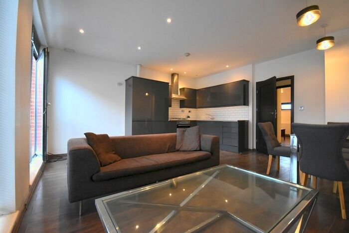 2 Bedroom Flat To Rent In Rye Lane, Peckham, SE15