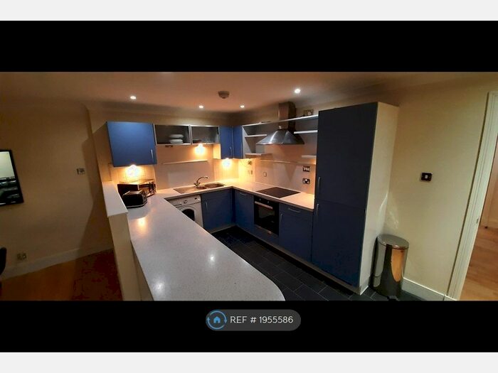 2 Bedroom Flat To Rent In Argyle Street, Glasgow, G2