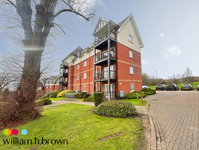 2 Bedroom Flat To Rent In Milan Walk, Brentwood, CM14