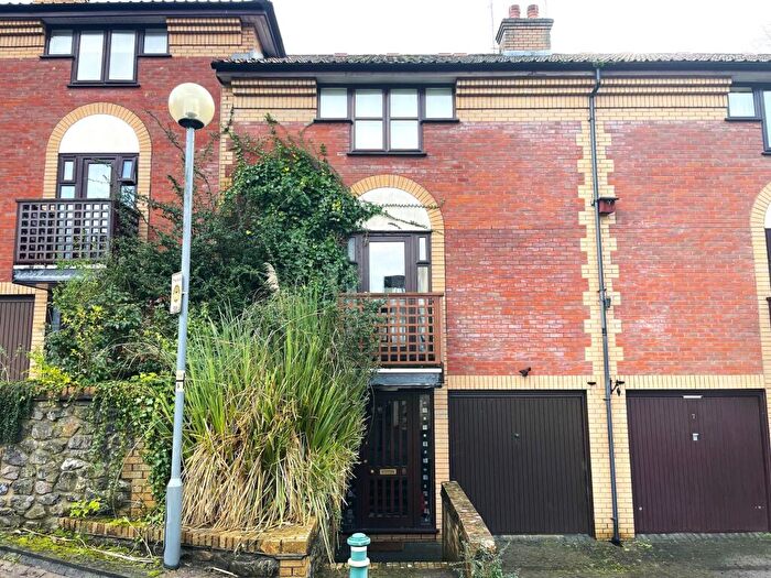 6 Bedroom Terraced House To Rent In St. Michaels Hill, Bristol, BS2