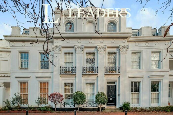 2 Bedroom Apartment To Rent In Park Crescent, Worthing, BN11