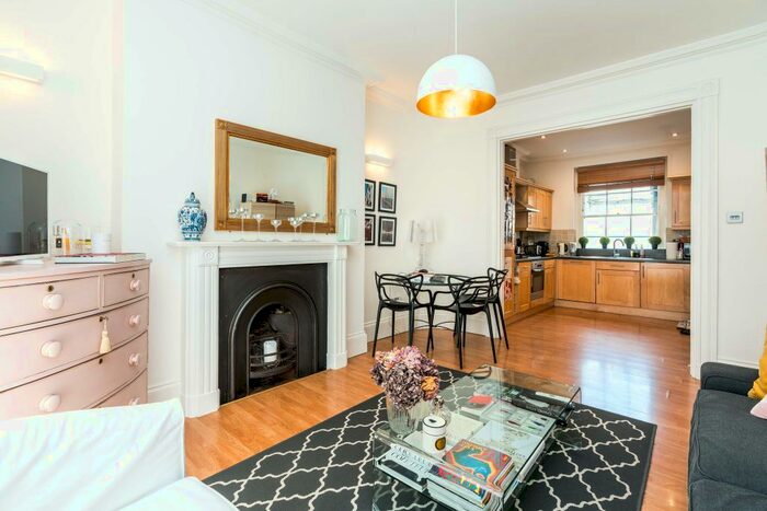1 Bedroom Flat To Rent In York Street, Marylebone, London, W1H