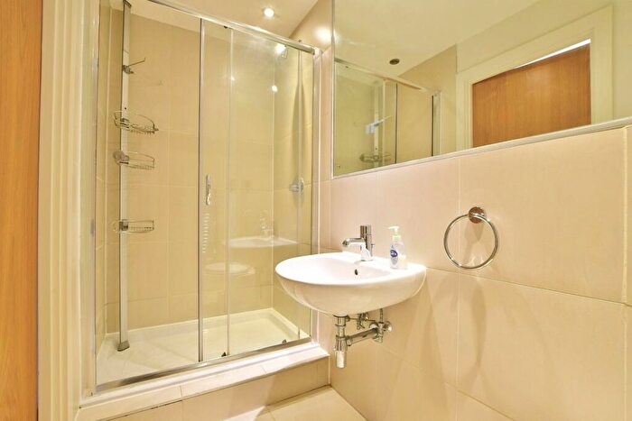 2 Bedroom Apartment To Rent In Green Lane, Wilmslow, Cheshire, SK9