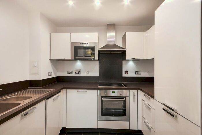 1 Bedroom Flat To Rent In Surrey Quays Road, London, SE16