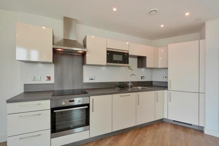 1 Bedroom Flat To Rent In Ontario Point, Maple Quays, SE16