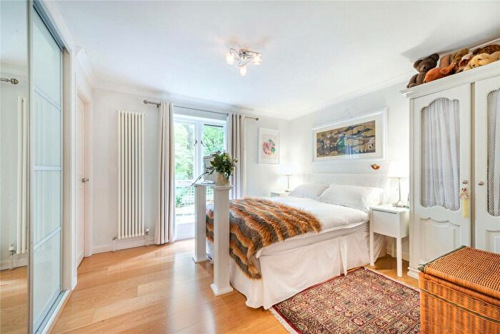 2 Bedroom Apartment To Rent In Fitzjohns Avenue, London, NW3