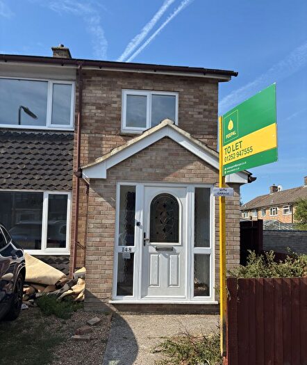 3 Bedroom Semi-Detached House To Rent In Pinkerton Road, Basingstoke, RG22