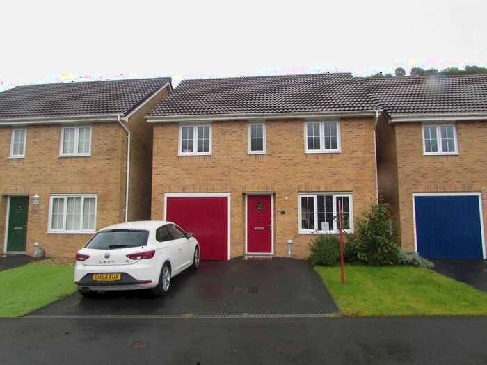 4 Bedroom Detached House To Rent In Llys Cambrian, Godrergraig, Swansea, SA9