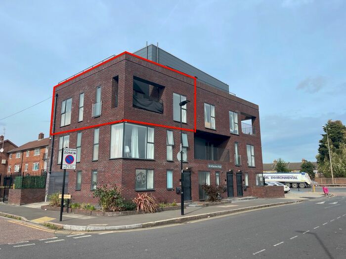 1 Bedroom Flat To Rent In Butchers Road, Canning Town, London, E16