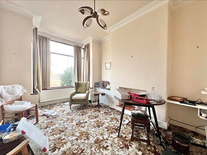 3 Bedroom End Of Terrace House For Sale In Higher Ainsworth Road, Radcliffe, Manchester, Greater Manchester, M26