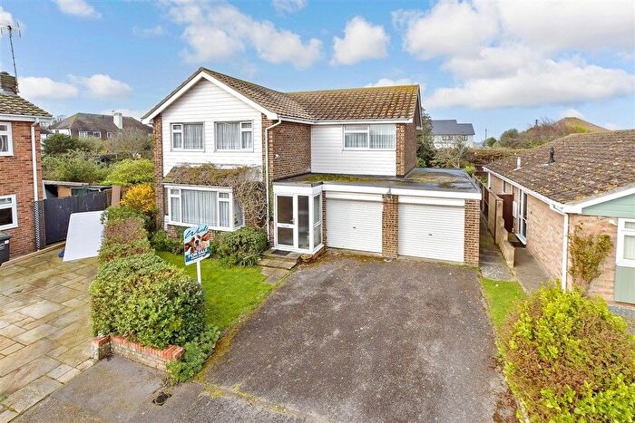 4 Bedroom Detached House For Sale In Cliff Field, Westgate-On-Sea, Kent, CT8