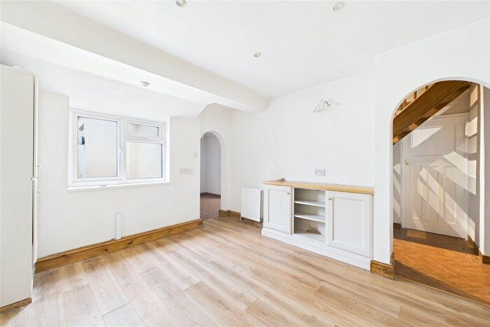 3 Bedroom Bungalow To Rent In Westfield Road, Winnersh, Wokingham, Berkshire, RG41