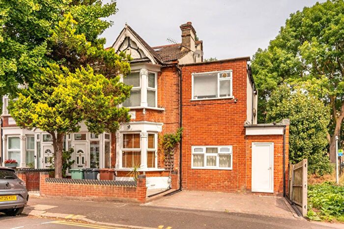 6 Bedroom End Terrace House For Sale In Empress Avenue, Highams Park, London, E4