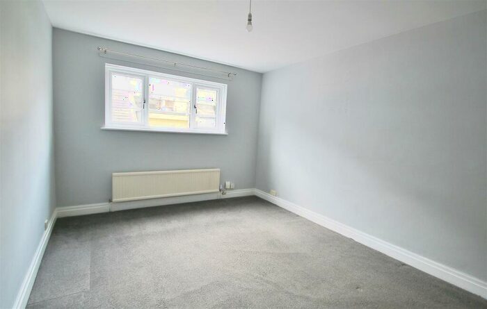 2 Bedroom Maisonette To Rent In Morden Court, Morden, SM4