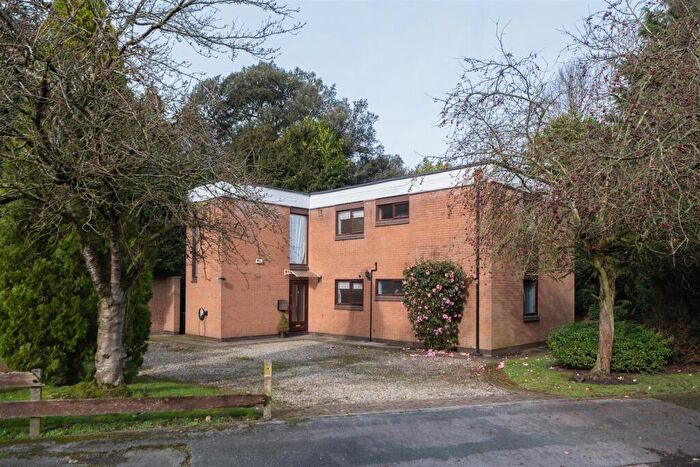 4 Bedroom Flat For Sale In Hadrian Way, Sandiway, CW8