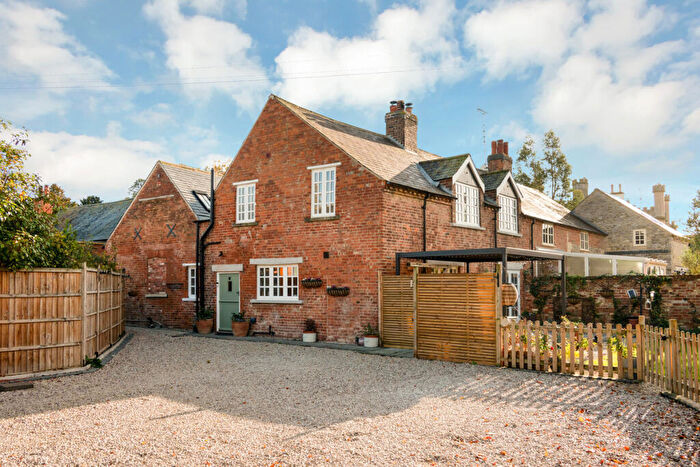 4 Bedroom Character Property For Sale In Wiverton, Nottingham, NG13
