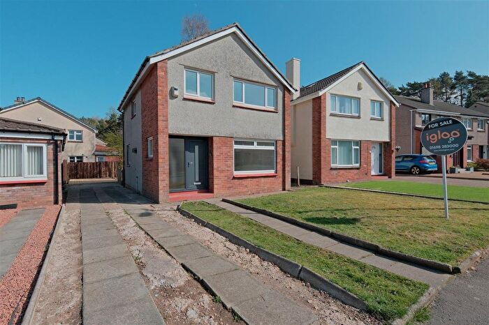 3 Bedroom Detached House For Sale In Silvertonhill Avenue, Hamilton, ML3