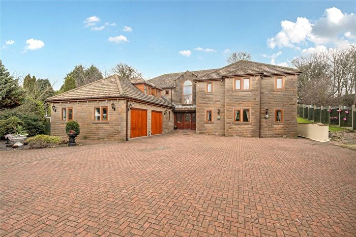 5 Bedroom Detached House For Sale In Birkby Brow Crescent, Birstall, Batley, West Yorkshire, WF17