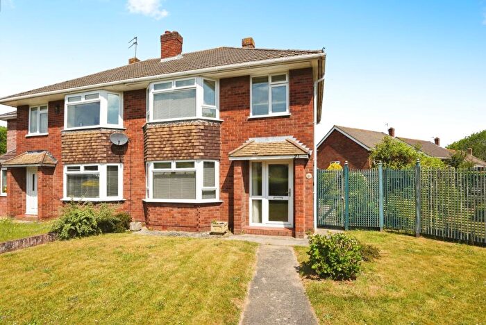 3 Bedroom Semi-Detached House For Sale In Sudbrook Way, Gloucester, Gloucestershire, GL4