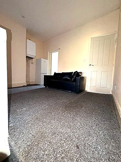 2 Bedroom Flat To Rent In Trinity Lane, Hinckley, LE10