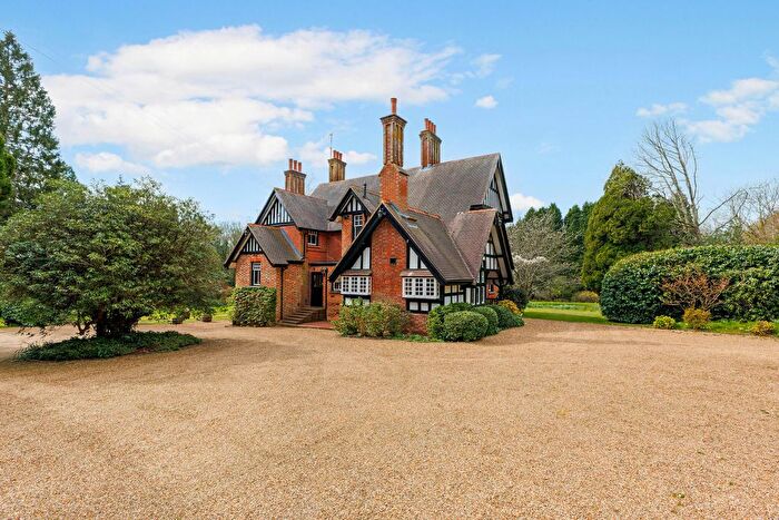 5 Bedroom Detached House For Sale In Coles Lane, Ockley, RH5