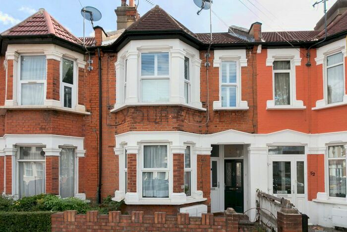 1 Bedroom Maisonette To Rent In Clements Road, London, E6