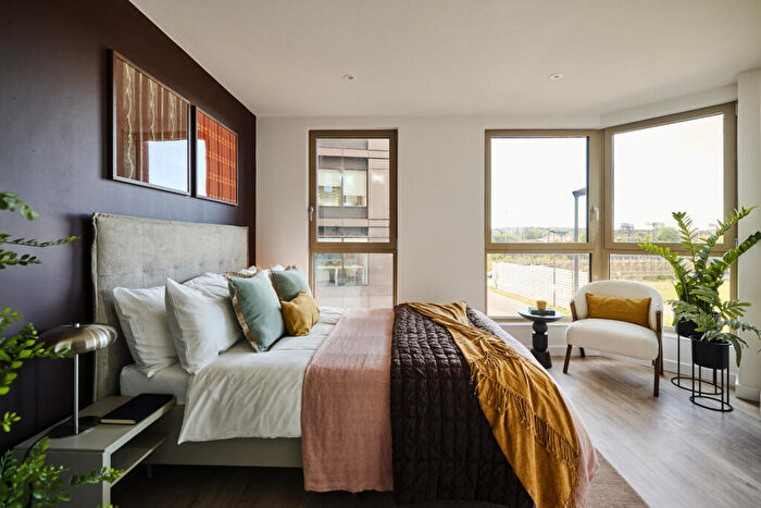 2 Bedroom Apartment To Rent In Uncle Leeds, Whitehall, Leeds, LS12