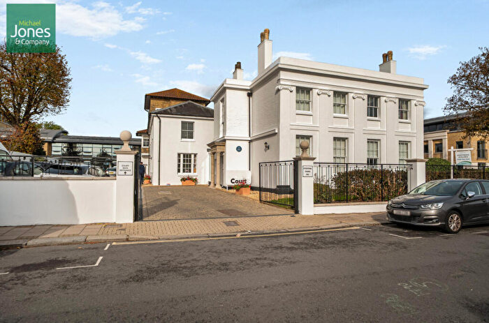 1 Bedroom Retirement Property To Rent In Union Place, Worthing, West Sussex, BN11