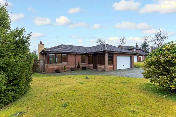 4 Bedroom Bungalow For Sale In Lethame Gardens, Strathaven, ML10