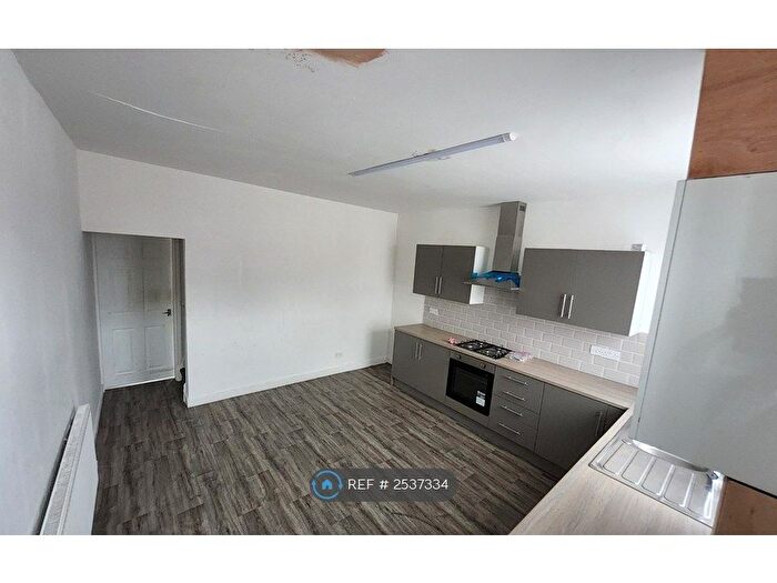 2 Bedroom Terraced House To Rent In Meldrum Street, Oldham, OL8