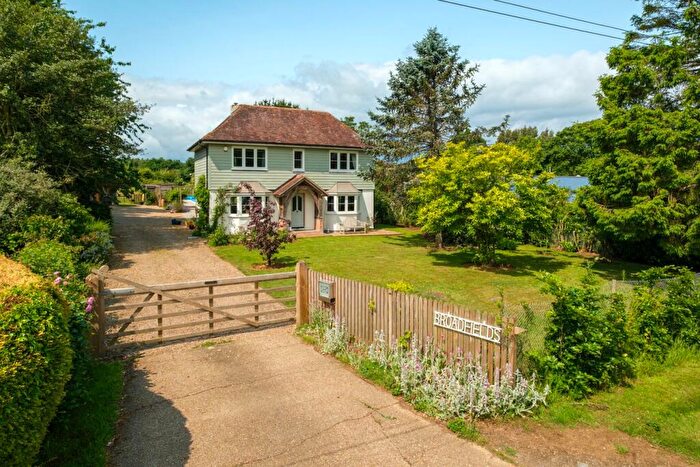 4 Bedroom Detached House For Sale In Rhodes Minnis, Canterbury, CT4