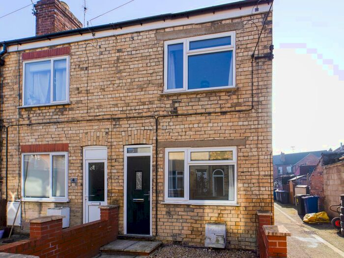 2 Bedroom Terraced House To Rent In Cromford Street, Gainsborough, DN21