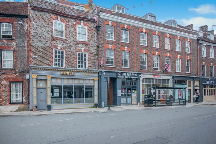 2 Bedroom Flat For Sale In West Street, Blandford Forum, DT11