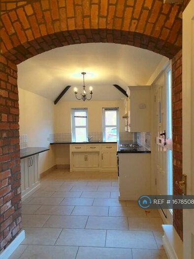 2 Bedroom Flat To Rent In The Old School, Lincoln, LN5