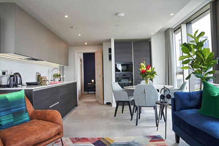 2 Bedroom Apartment To Rent In The Lexington, William Jessop Way Liverpool, L3