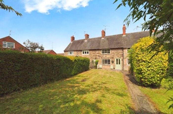 2 Bedroom Cottage For Sale In Chambers Row, Melbourne, DE73