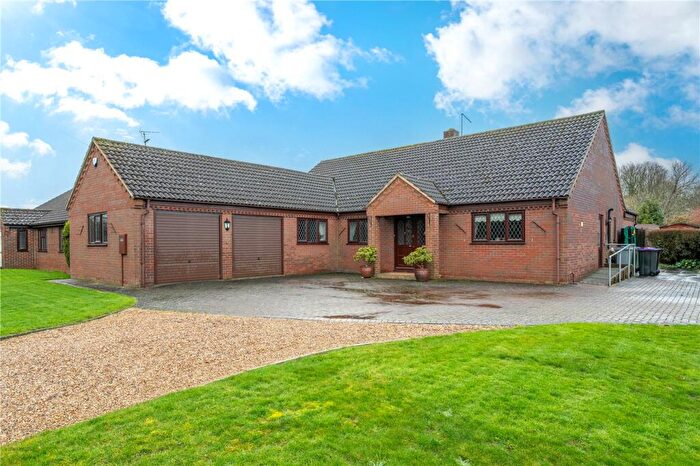 4 Bedroom Bungalow For Sale In Edenham Road, Hanthorpe, Bourne, Lincolnshire, PE10
