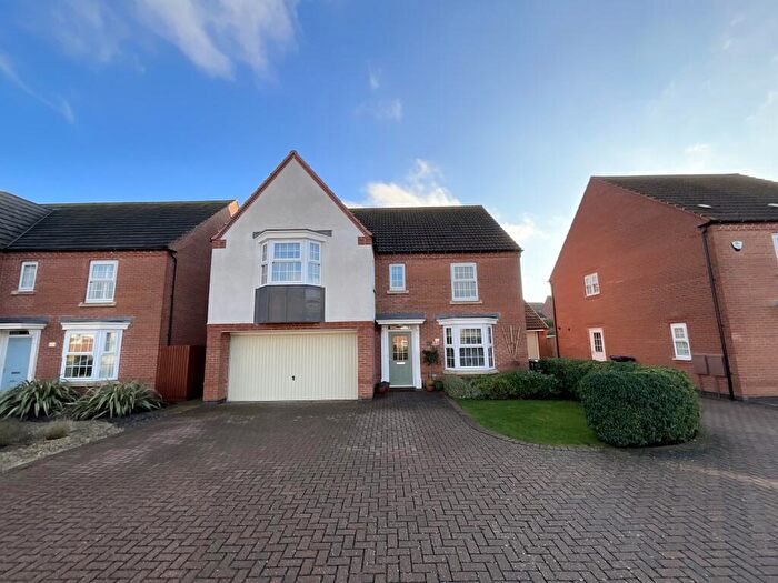 4 Bedroom Detached House For Sale In Foxglove Way, Nottingham, NG12