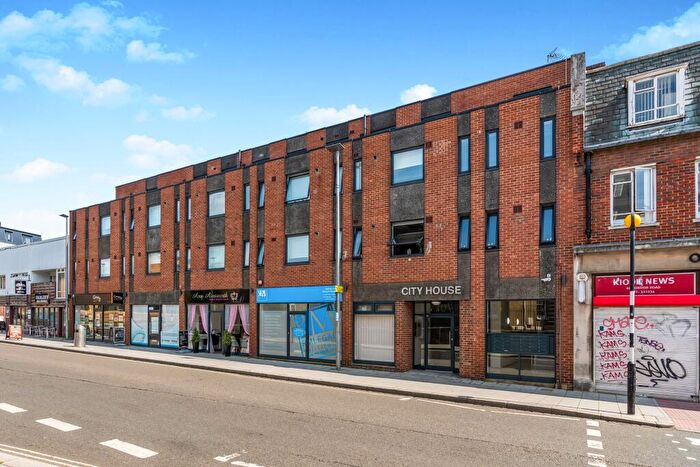 Apartment To Rent In London Road, Southampton, SO15