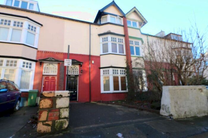 6 Bedroom House To Rent In Wifi Provider Is, L15