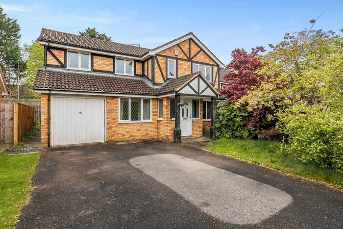 3 Bedroom Detached House To Rent In Virginia Water, Surrey, GU25