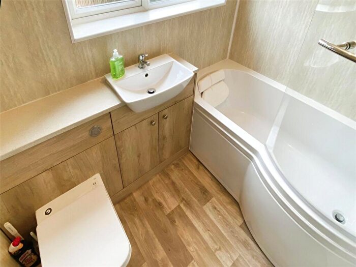 1 Bedroom Flat For Sale In Meadow Street, Nuneaton, Warwickshire, CV11