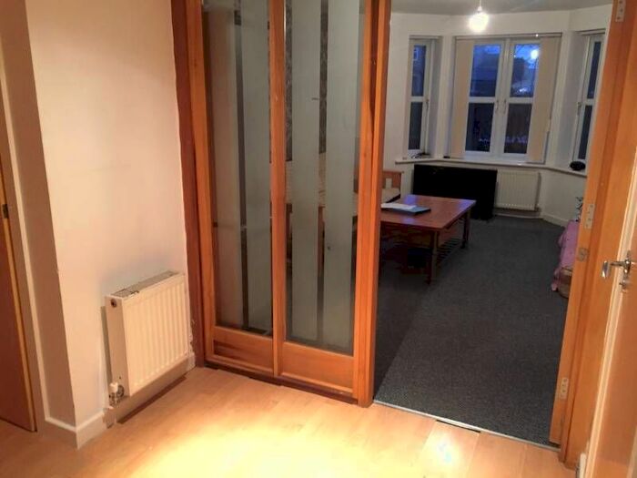 2 Bedroom Flat To Rent In Cross St, Sale Manchester M33